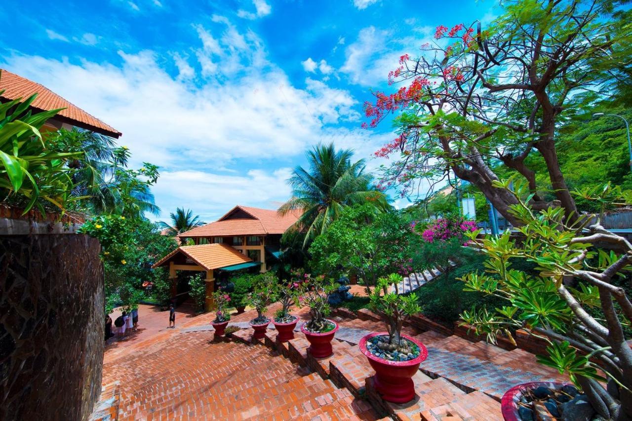 Hon Rom Central Beach Resort Mũi Né Buitenkant foto