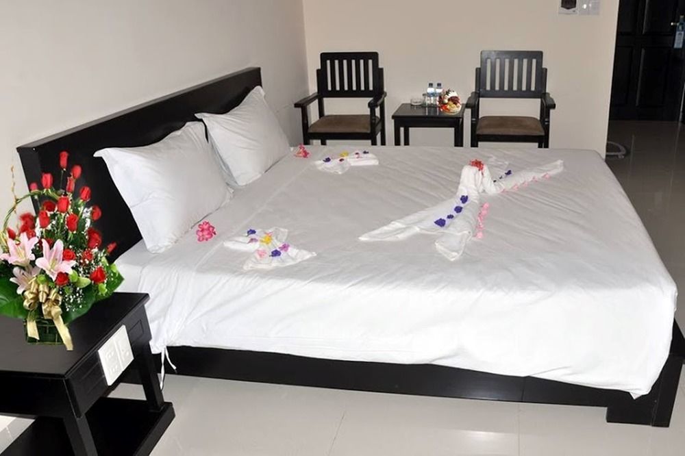 Hon Rom Central Beach Resort Mũi Né Buitenkant foto