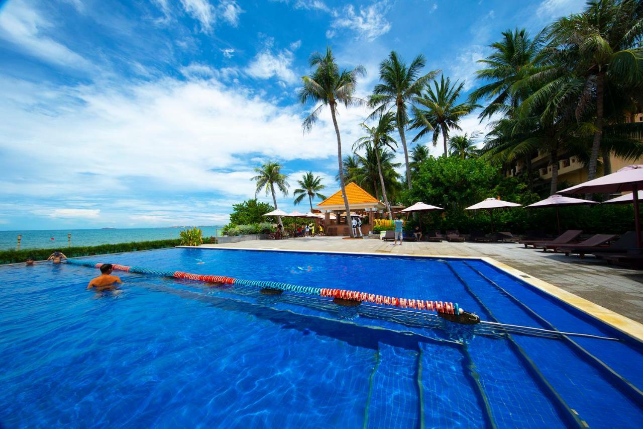 Hon Rom Central Beach Resort Mũi Né Buitenkant foto